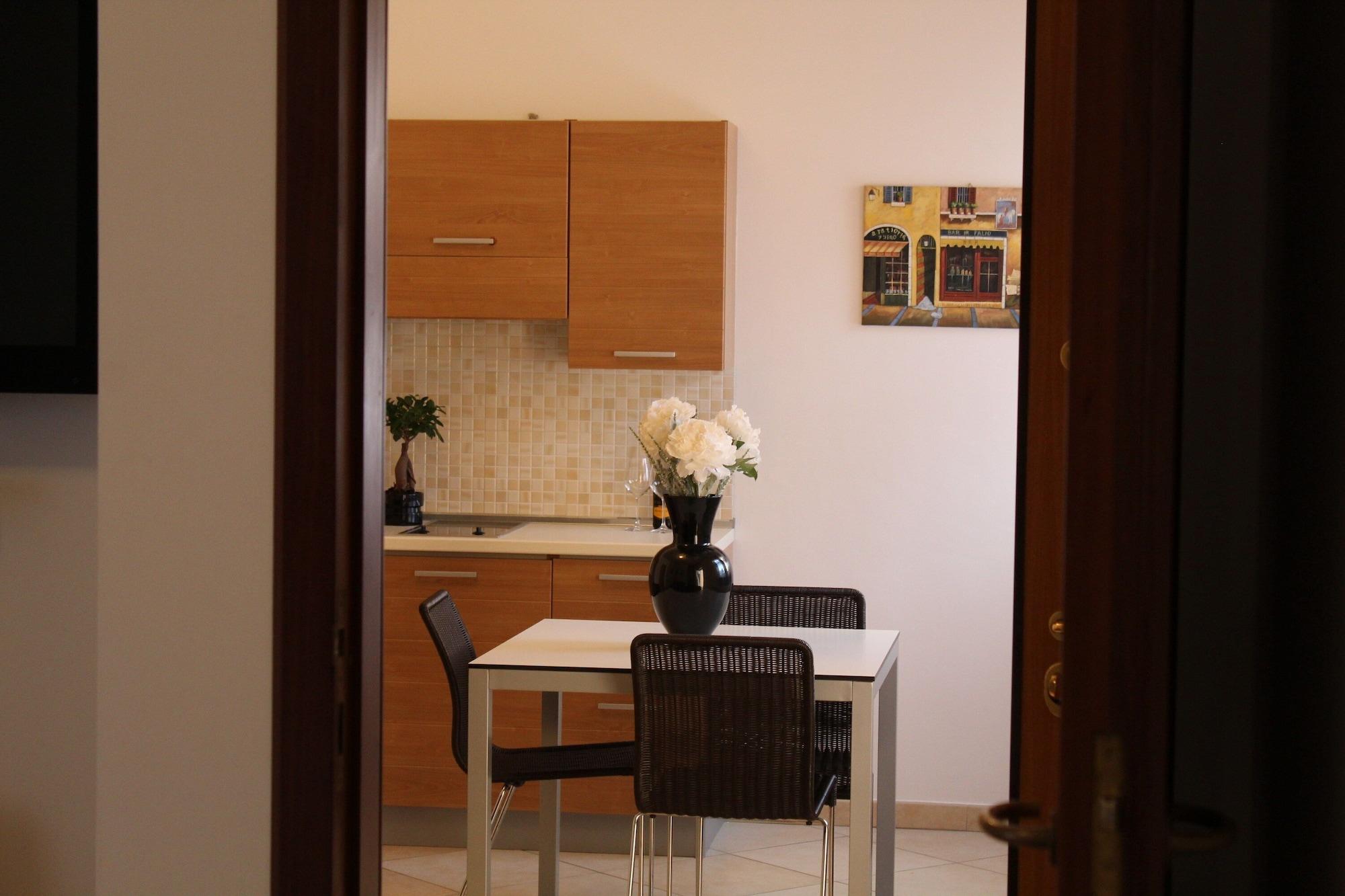 No Tag Urban Hotel Trani Luaran gambar